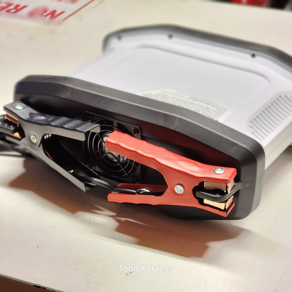 50 Amp BATTERY CHARGER/MAINTAINER 50 Amp BATTERY CHARGER/MAINTAINER